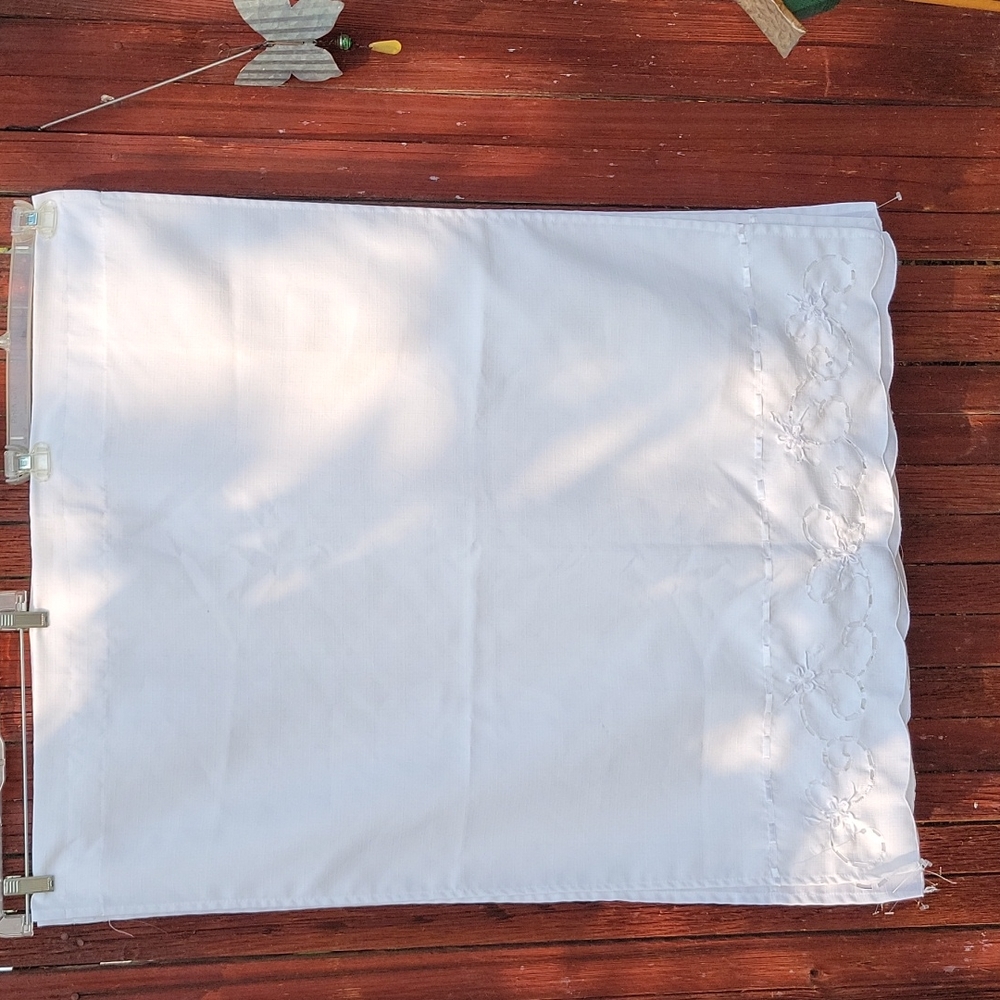 4 Sets of 2 Embroidery Kitchen Curtains